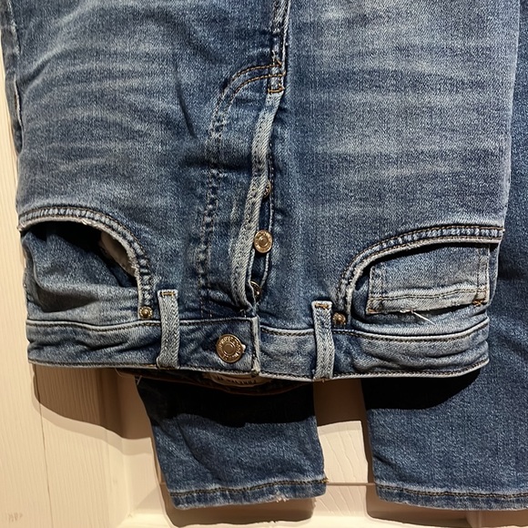 JEANS - Picture 3 of 3